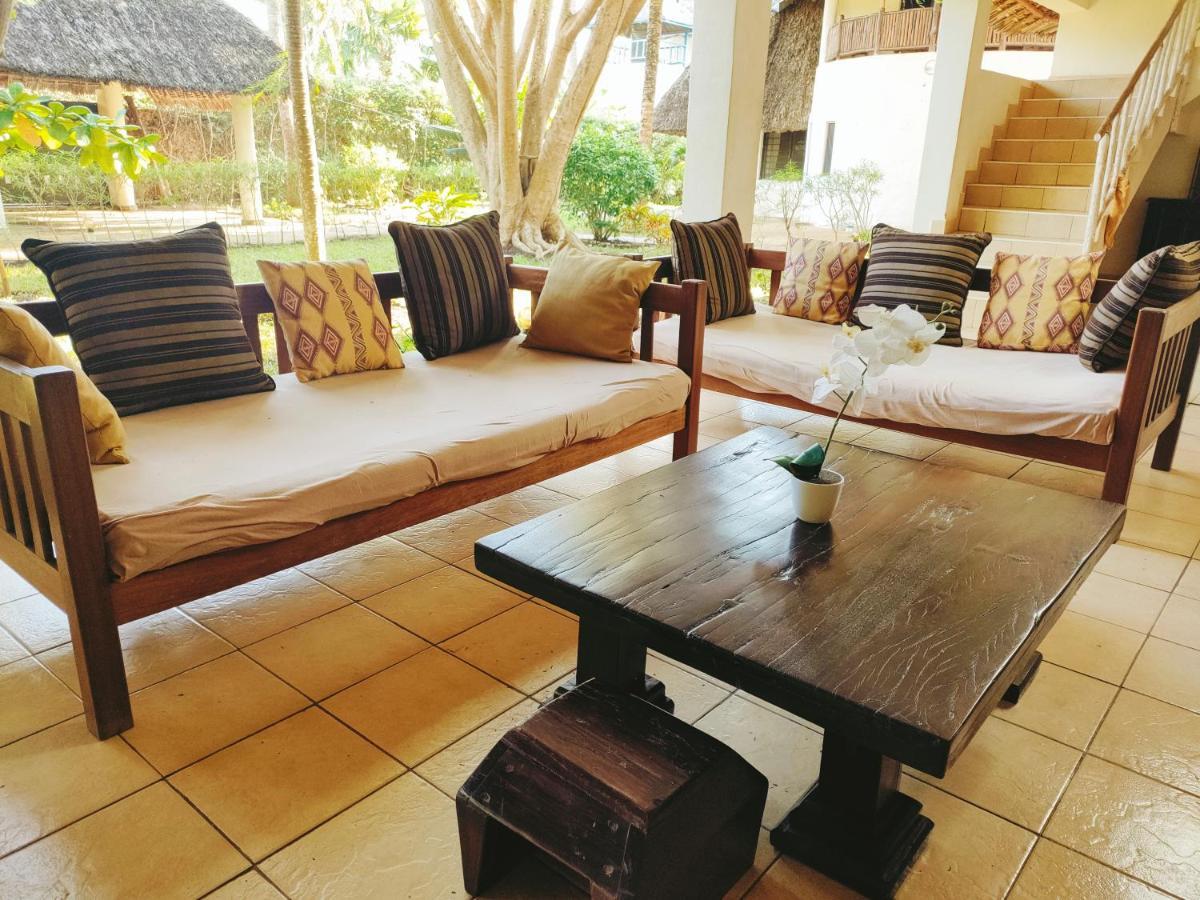 Bed and Breakfast Upani In Diani Playa de Diani Exterior foto