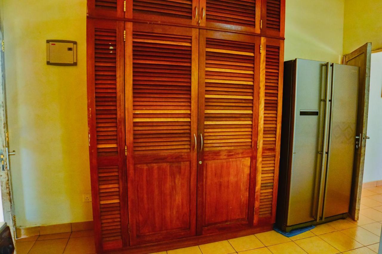 Bed and Breakfast Upani In Diani Playa de Diani Exterior foto